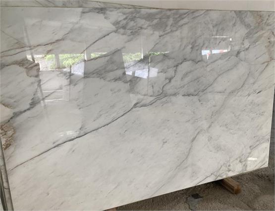 CALACATTA DE PRIMERA PULIDO